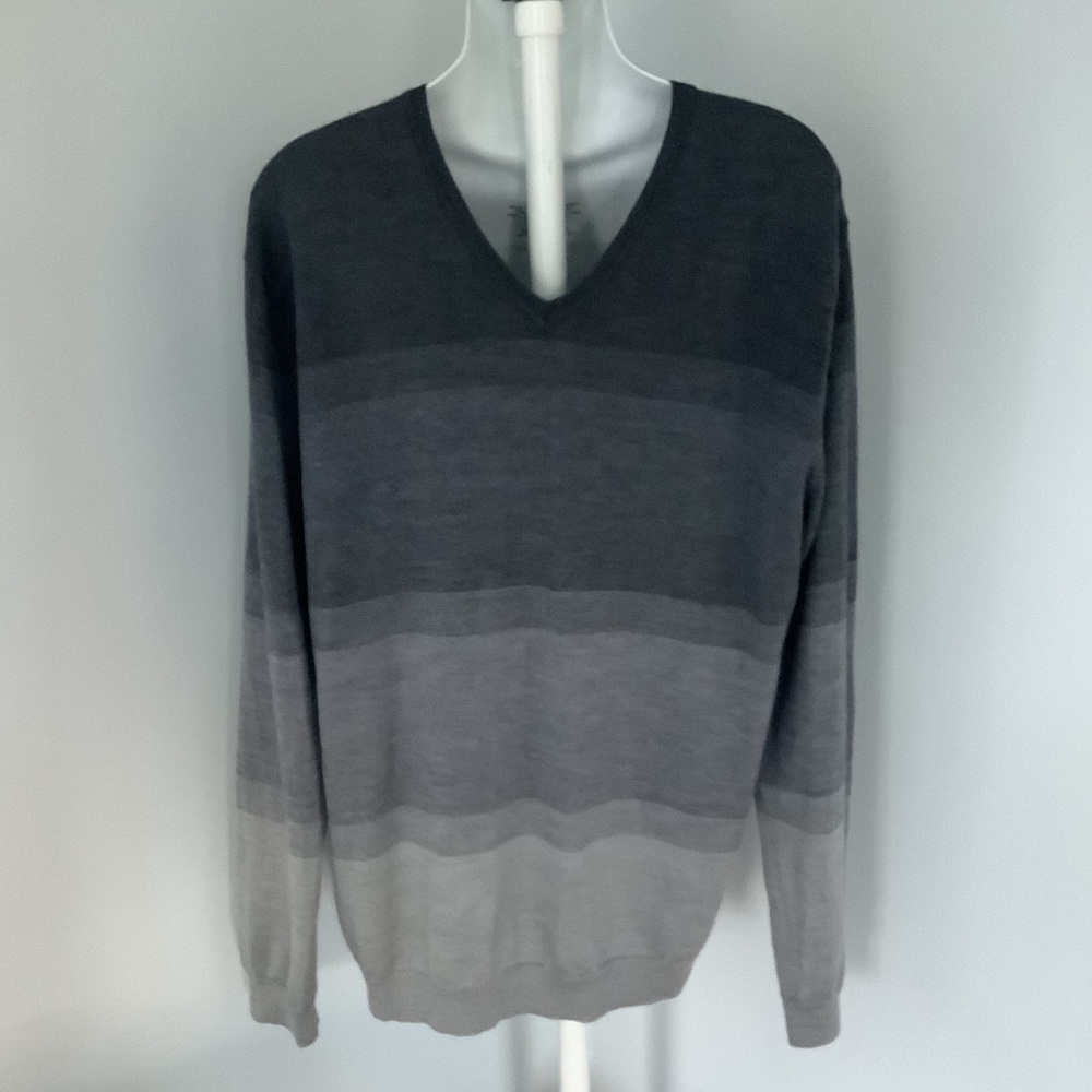 Calvin Klein Merino Wool Blend V-Neck Sweater Sz. XL